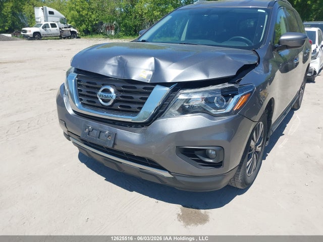 Продажа на аукционе авто 2017 Nissan Pathfinder Platinum/s/sl/sv, vin: 5N1DR2MM6HC697650, номер лота: 12625516