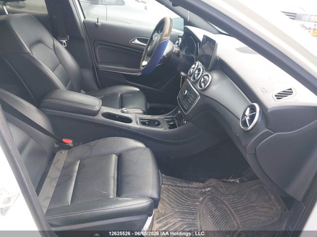 WDCTG4GB1HJ351491 Mercedes-Benz Gla 250 4matic
