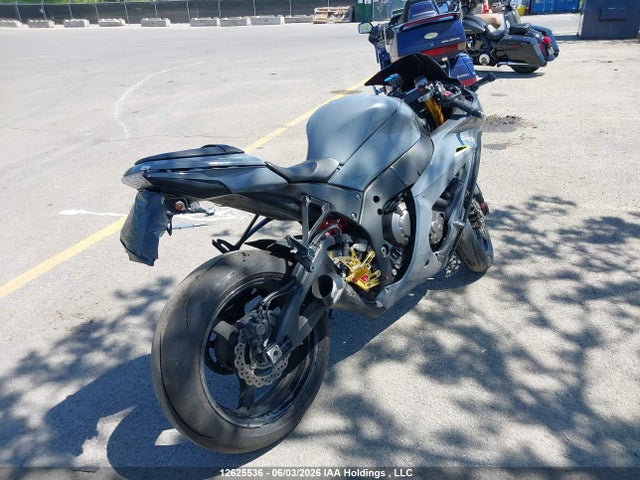 Kawasaki Zx1000 J 2014 JKAZXCJ17EA020348 Image 4