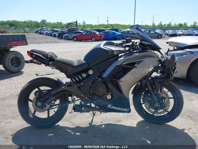JKAEXEF1XEDA16993 Kawasaki Ex650 F