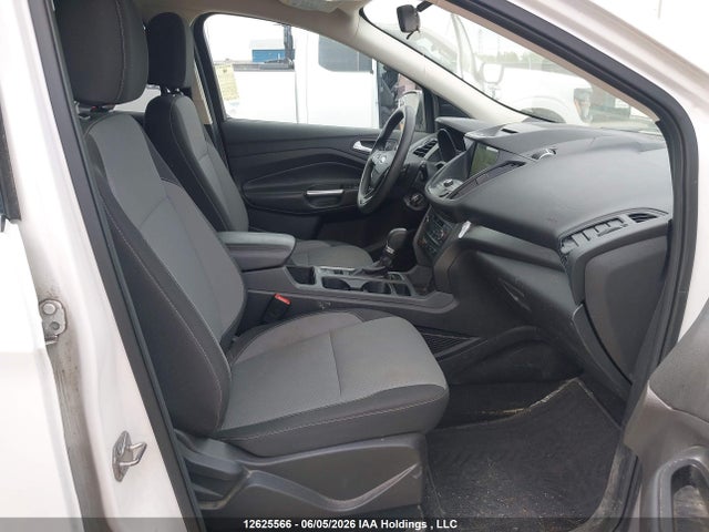 1FMCU9GD1HUE60931 Ford ESCAPE SE