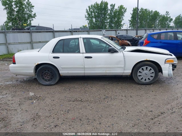 2010 Ford Crown Victoria Police Interceptor მანქანა იყიდება აუქციონზე, vin: 2FABP7BV7AX120568, აუქციონის ნომერი: 12625589