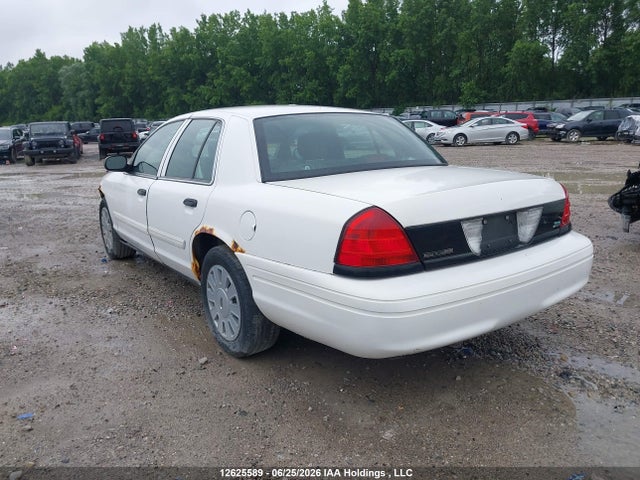 2010 Ford Crown Victoria Police Interceptor მანქანა იყიდება აუქციონზე, vin: 2FABP7BV7AX120568, აუქციონის ნომერი: 12625589