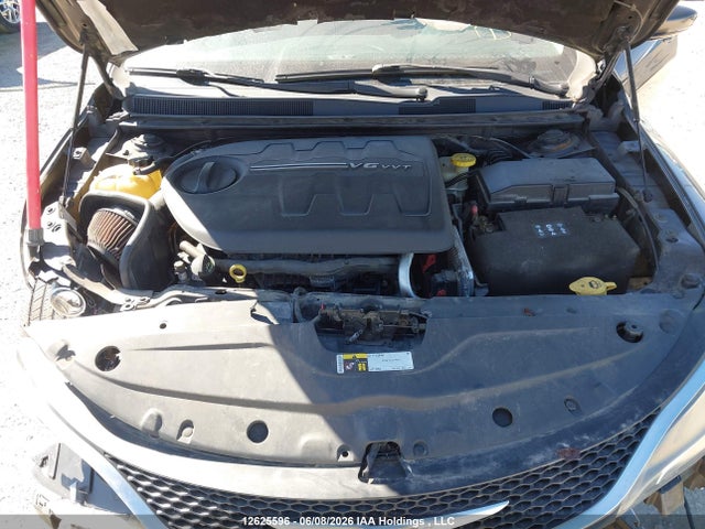 Chrysler 200 C 2015 1C3CCCEG4FN632267 Image 10