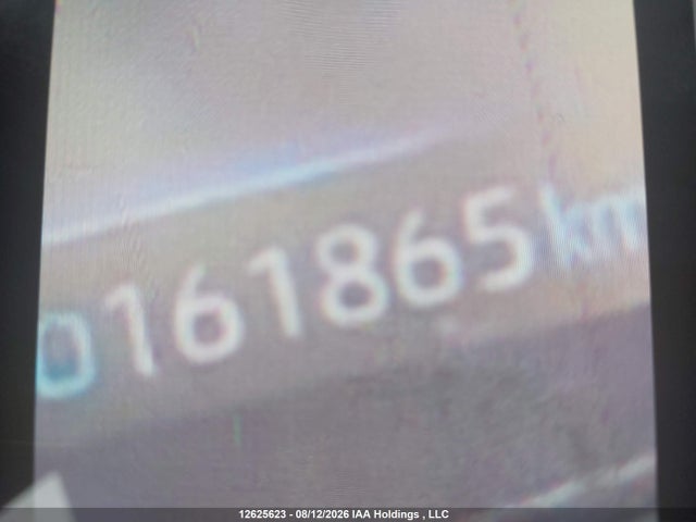 5YFBPMBE6NP351870 Toyota COROLLA LE