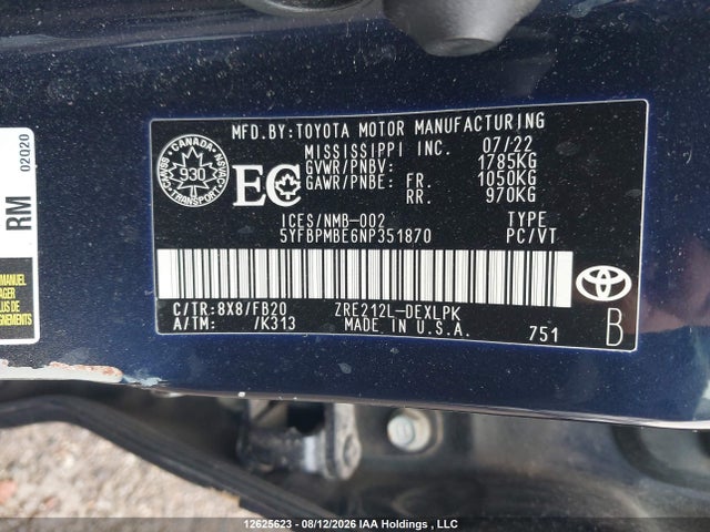 5YFBPMBE6NP351870 Toyota COROLLA LE