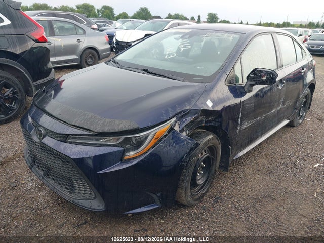 5YFBPMBE6NP351870 Toyota COROLLA LE