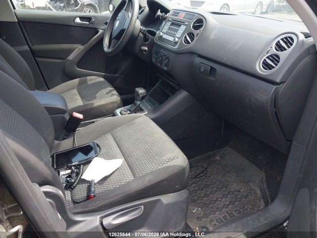 2009 Volkswagen Tiguan Se/sel მანქანა იყიდება აუქციონზე, vin: NVGBV95N29W004592, აუქციონის ნომერი: 12625644
