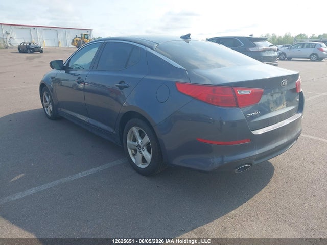2015 Kia Optima მანქანა იყიდება აუქციონზე, vin: KNAGM4A75F5612032, აუქციონის ნომერი: 12625651