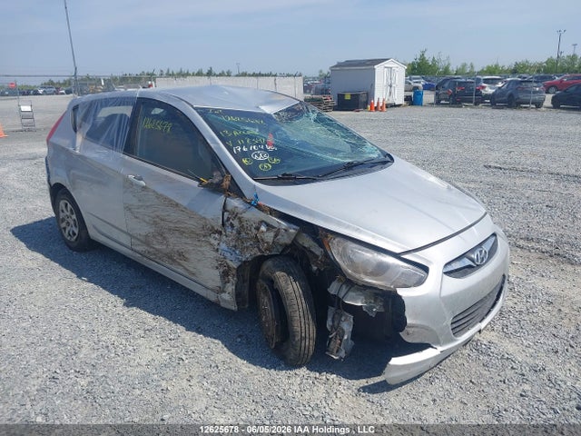 2013 Hyundai Accent Gls/gs მანქანა იყიდება აუქციონზე, vin: KMHCT5AE6DU112341, აუქციონის ნომერი: 12625678