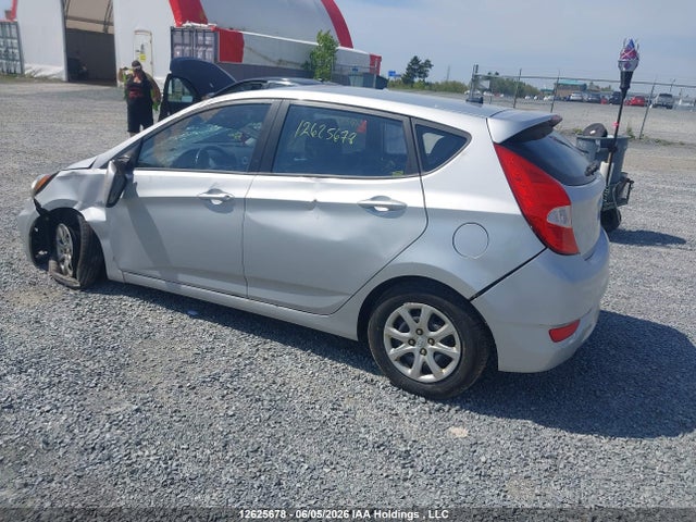 2013 Hyundai Accent Gls/gs მანქანა იყიდება აუქციონზე, vin: KMHCT5AE6DU112341, აუქციონის ნომერი: 12625678