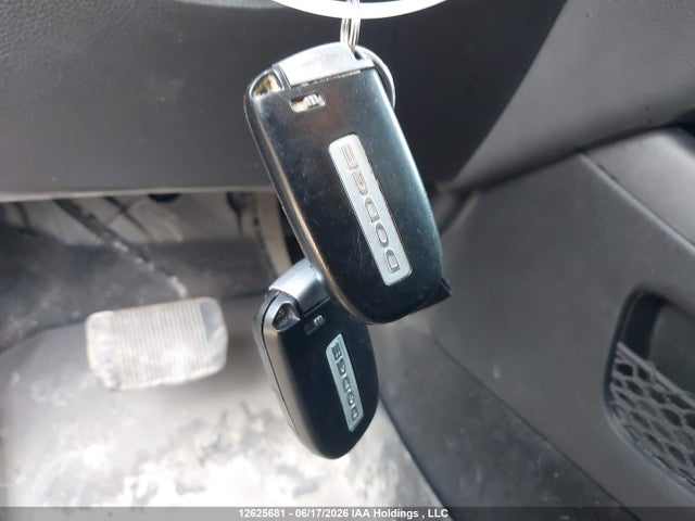 Dodge Journey Crossroad 2017 3C4PDDGG8HT585437 Image 11