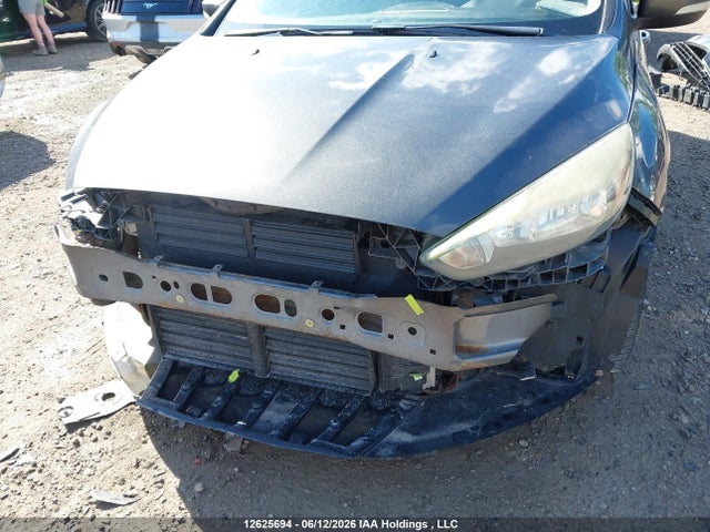 Ford FOCUS SE 2015 1FADP3K22FL211601 Image 6