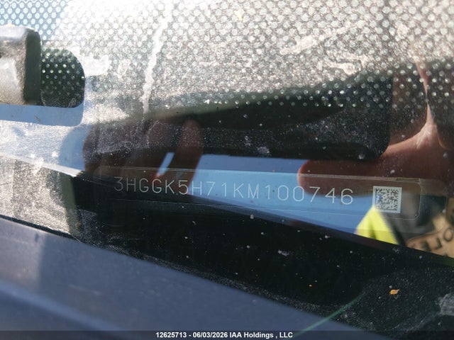 Honda Fit 2019 3HGGK5H71KM100746 Image 18
