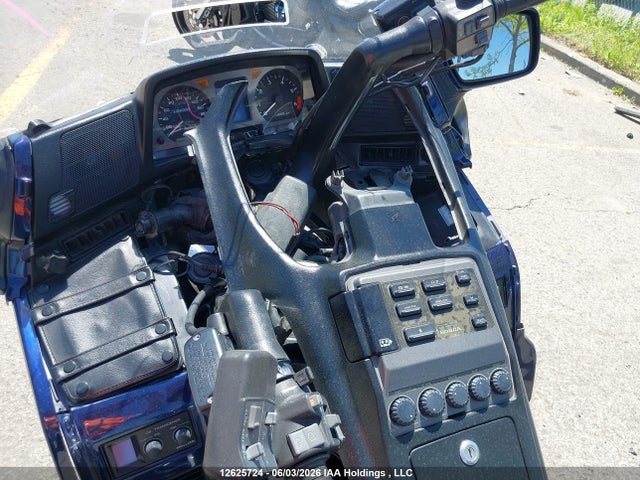 Продаж на аукціоні авто 2000 Honda Gl1500 Se, vin: 1HFSC2256YA200784, номер лоту: 12625724