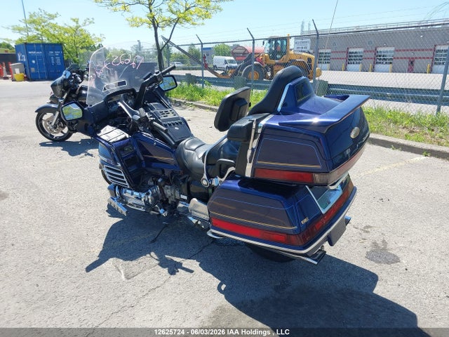 Продаж на аукціоні авто 2000 Honda Gl1500 Se, vin: 1HFSC2256YA200784, номер лоту: 12625724