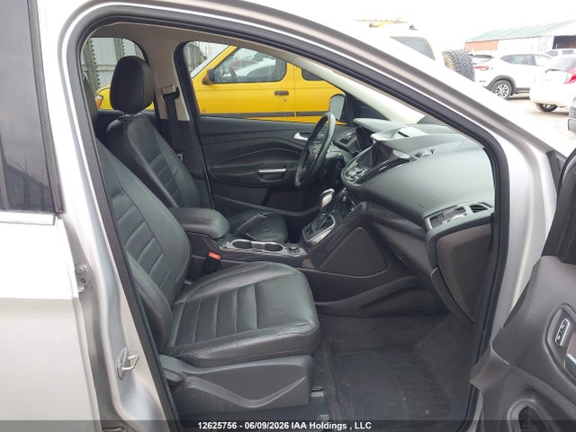 1FMCU9J94EUA79784 Ford Escape