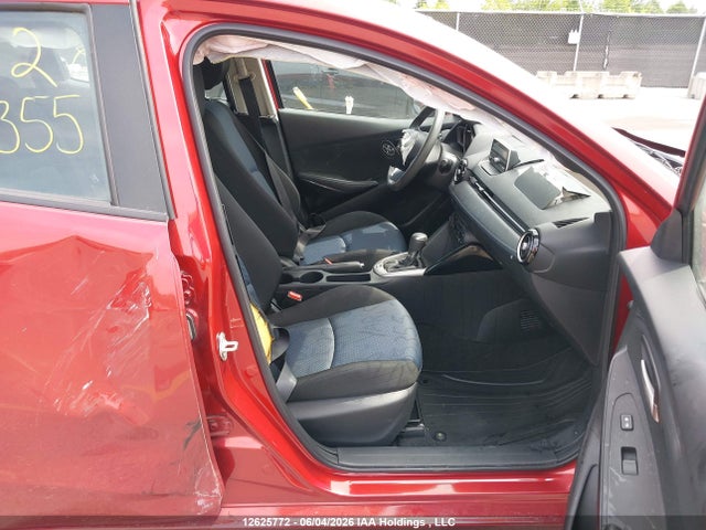 2018 Toyota Yaris Premium მანქანა იყიდება აუქციონზე, vin: 3MYDLBYV8JY305355, აუქციონის ნომერი: 12625772