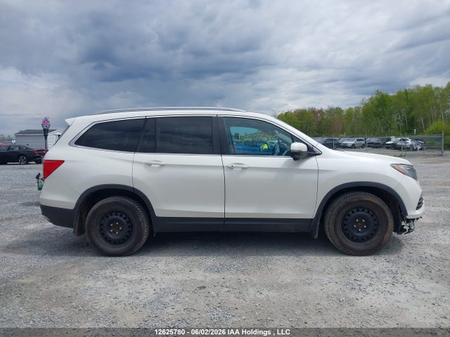 Продаж на аукціоні авто 2018 Honda Pilot Exl, vin: 5FNYF6H8XJB501527, номер лоту: 12625780