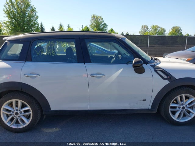 Mini Countryman Cooper S 2014 WMWZC5C55EWP36808 Image 13