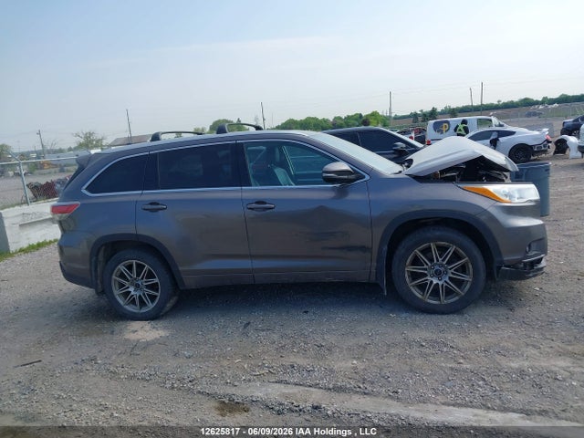 Aukcja sprzedaży 2014 Toyota Highlander Xle, vin: 5TDJKRFH9ES042980, numer aukcji: 12625817