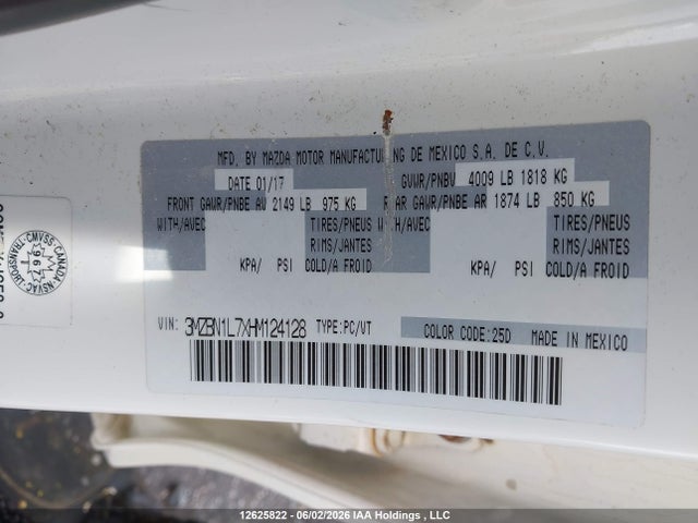 3MZBN1L7XHM124128 Mazda 3 TOURING