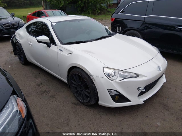12625836 :رقم المزاد ، JF1ZNAA17D1712565 vin ، 2013 Toyota Scion Fr-s مزاد بيع