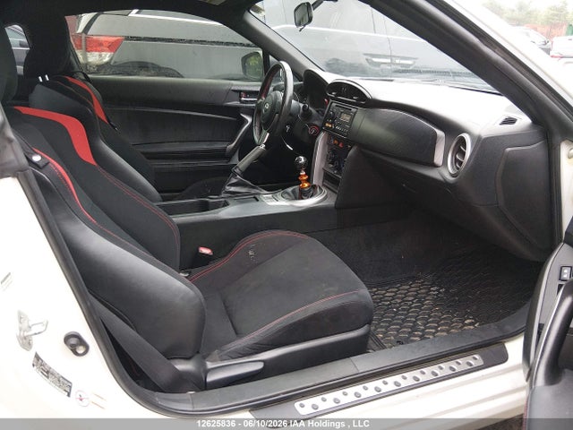 2013 Toyota Scion Fr-s მანქანა იყიდება აუქციონზე, vin: JF1ZNAA17D1712565, აუქციონის ნომერი: 12625836