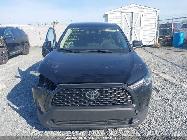 Toyota Corolla Cross Le 2025 7MUCAABG0SV123183 Image 13