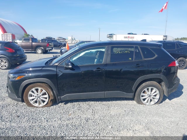 Toyota Corolla Cross Le 2025 7MUCAABG0SV123183 Image 15
