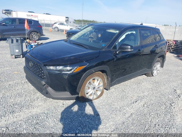 Toyota Corolla Cross Le 2025 7MUCAABG0SV123183 Image 2