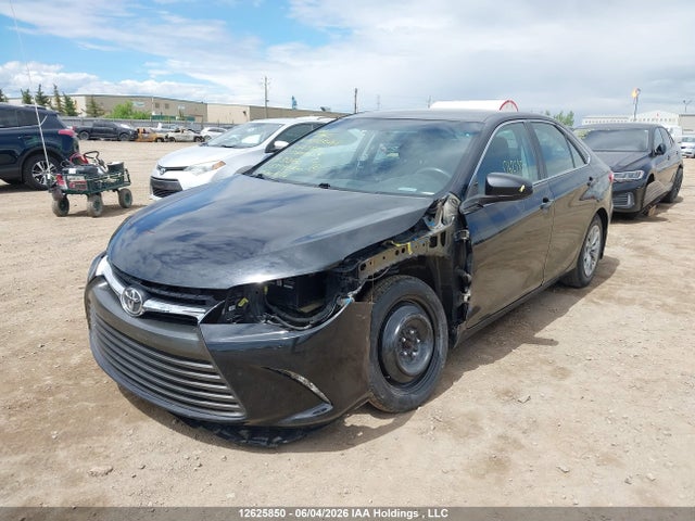 12625850 :رقم المزاد ، 4T1BF1FK4HU353430 vin ، 2017 Toyota Camry Le مزاد بيع