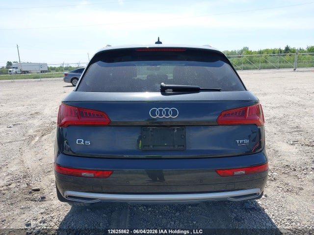 WA1CNAFY2J2215817 Audi Q5 Prestige