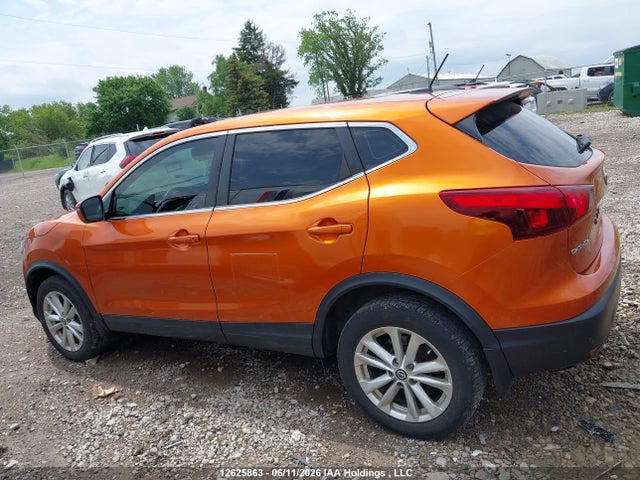 2019 Nissan Qashqai S/sv მანქანა იყიდება აუქციონზე, vin: JN1BJ1CPXKW215019, აუქციონის ნომერი: 12625863