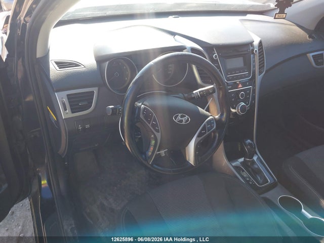 Продаж на аукціоні авто 2014 Hyundai Elantra Gt, vin: KMHD35LH4EU221779, номер лоту: 12625896