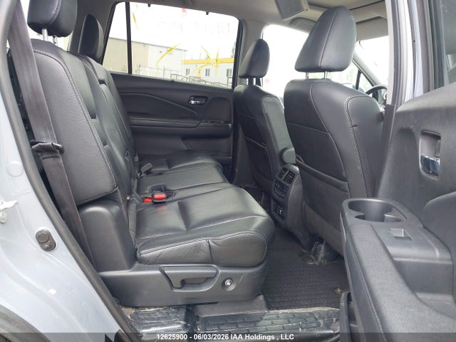 Продаж на аукціоні авто 2022 Honda Pilot Touring 8p, vin: 5FNYF6H91NB506467, номер лоту: 12625900