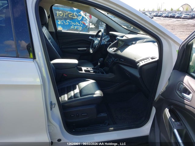 Продаж на аукціоні авто 2017 Ford Escape Titanium, vin: 1FMCU9J90HUD96935, номер лоту: 12625901