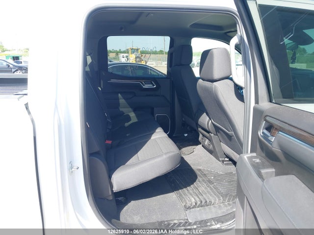 2026 Chevrolet Silverado K1500 Lt მანქანა იყიდება აუქციონზე, vin: 2GCUKDED8T1117901, აუქციონის ნომერი: 12625910