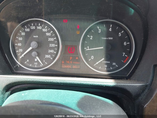 2007 Bmw 328xi მანქანა იყიდება აუქციონზე, vin: WBAVC93507KX58912, აუქციონის ნომერი: 12625918