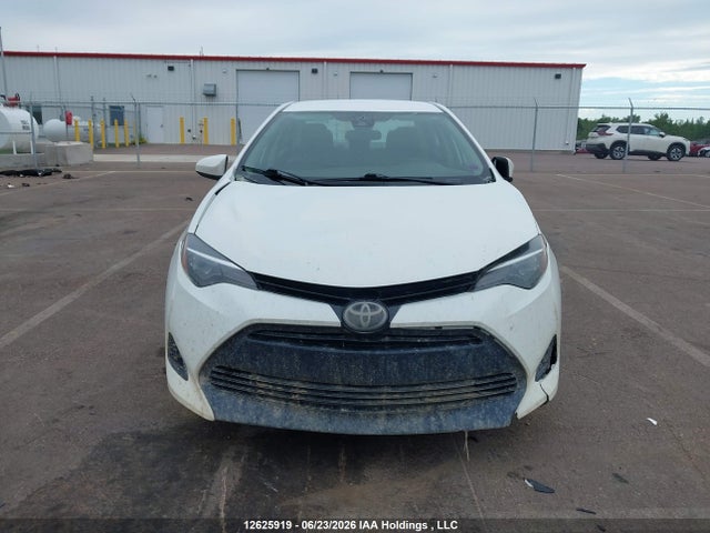 Toyota COROLLA CE 2018 2T1BURHE5JC979913 Image 11