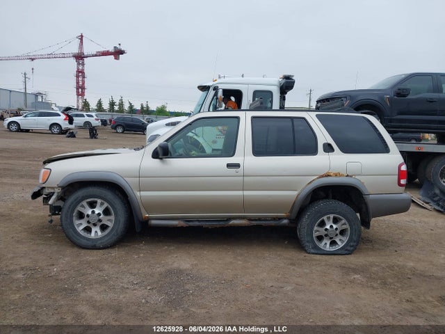 12625928 :رقم المزاد ، JN8DR09Y31W573655 vin ، 2001 Nissan Pathfinder Se مزاد بيع