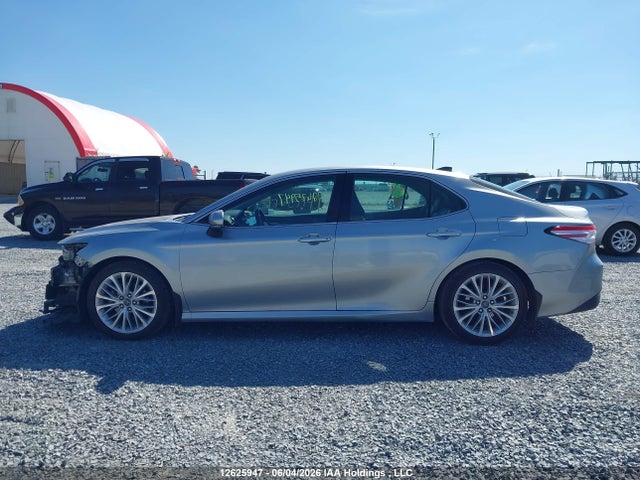 Продажа на аукционе авто 2018 Toyota Camry Xle, vin: 4T1B11HK7JU027154, номер лота: 12625947