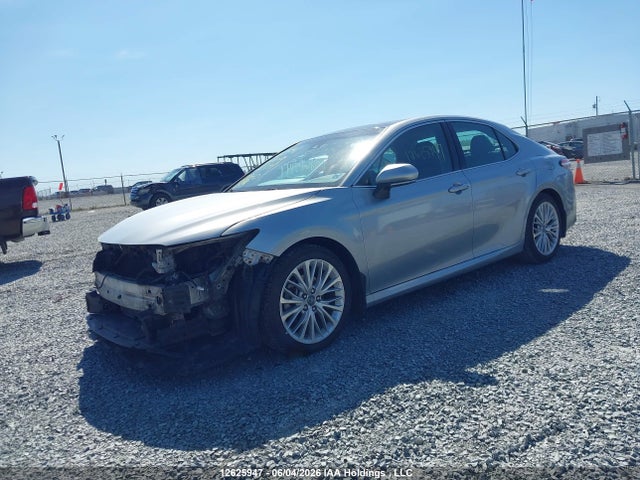 Продажа на аукционе авто 2018 Toyota Camry Xle, vin: 4T1B11HK7JU027154, номер лота: 12625947