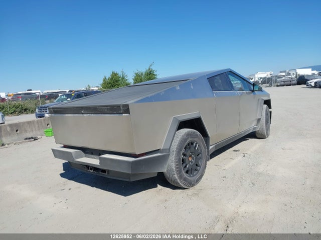 12625952 :رقم المزاد ، 7G2CEHED9SA063380 vin ، 2025 Tesla Cybertruck Awd مزاد بيع