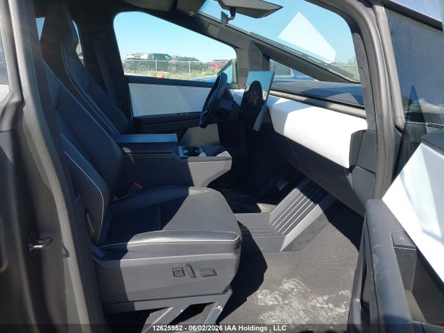 12625952 :رقم المزاد ، 7G2CEHED9SA063380 vin ، 2025 Tesla Cybertruck Awd مزاد بيع