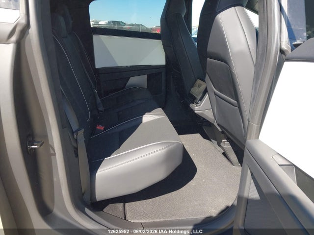 Auction sale of the 2025 Tesla Cybertruck Awd, vin: 7G2CEHED9SA063380, lot number: 12625952