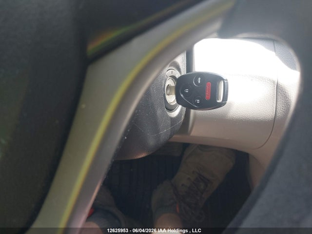 Продажа на аукционе авто 2012 Honda Civic Lx, vin: 2HGFB2F47CH121040, номер лота: 12625953