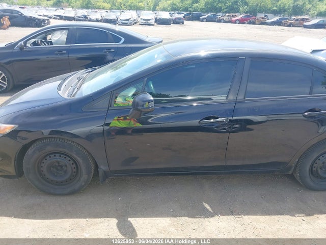 Продажа на аукционе авто 2012 Honda Civic Lx, vin: 2HGFB2F47CH121040, номер лота: 12625953