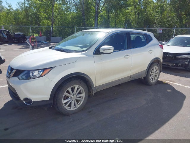 Продаж на аукціоні авто 2017 Nissan Qashqai, vin: JN1BJ1CR4HW101821, номер лоту: 12625970