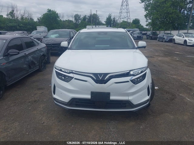 Продажа на аукционе авто 2023 Vinfast Trading And Vf 8 Plus, vin: RLLV1AFA8PH003447, номер лота: 12626026